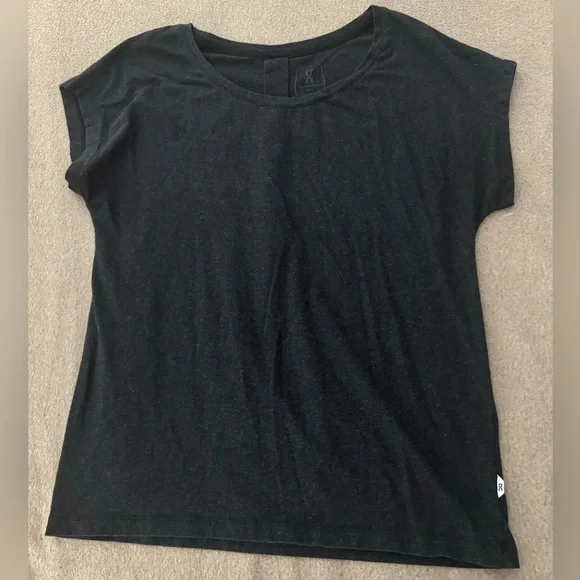 On Cloud T-Shirt Short Sleeve Women's Small Grey Athletic Outdoor Gym Stretch - Picture 1 of 6